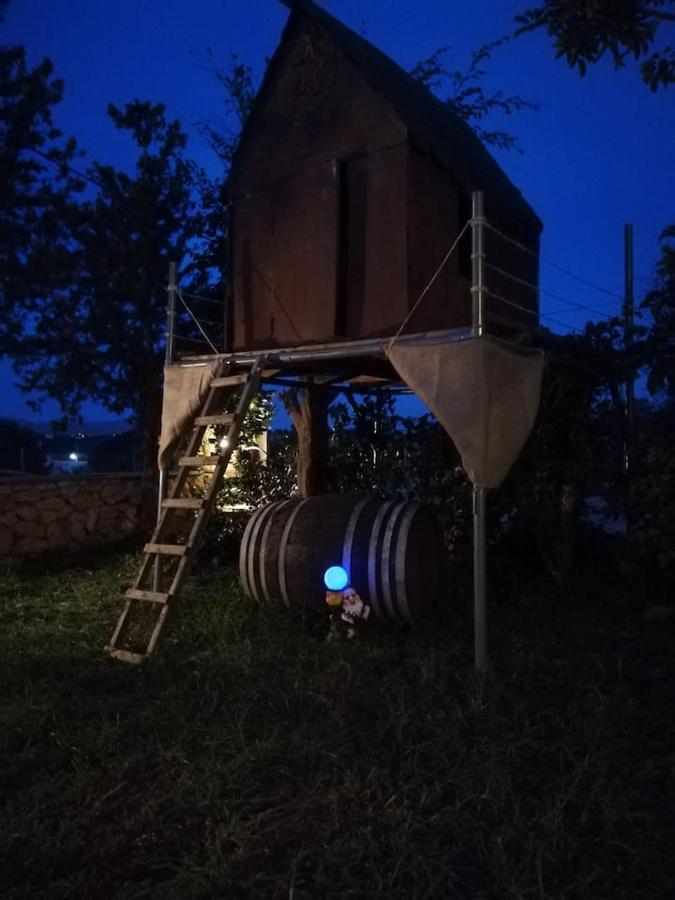 Diamant'S Place With Treehouse Garden Kunupidianá Kültér fotó